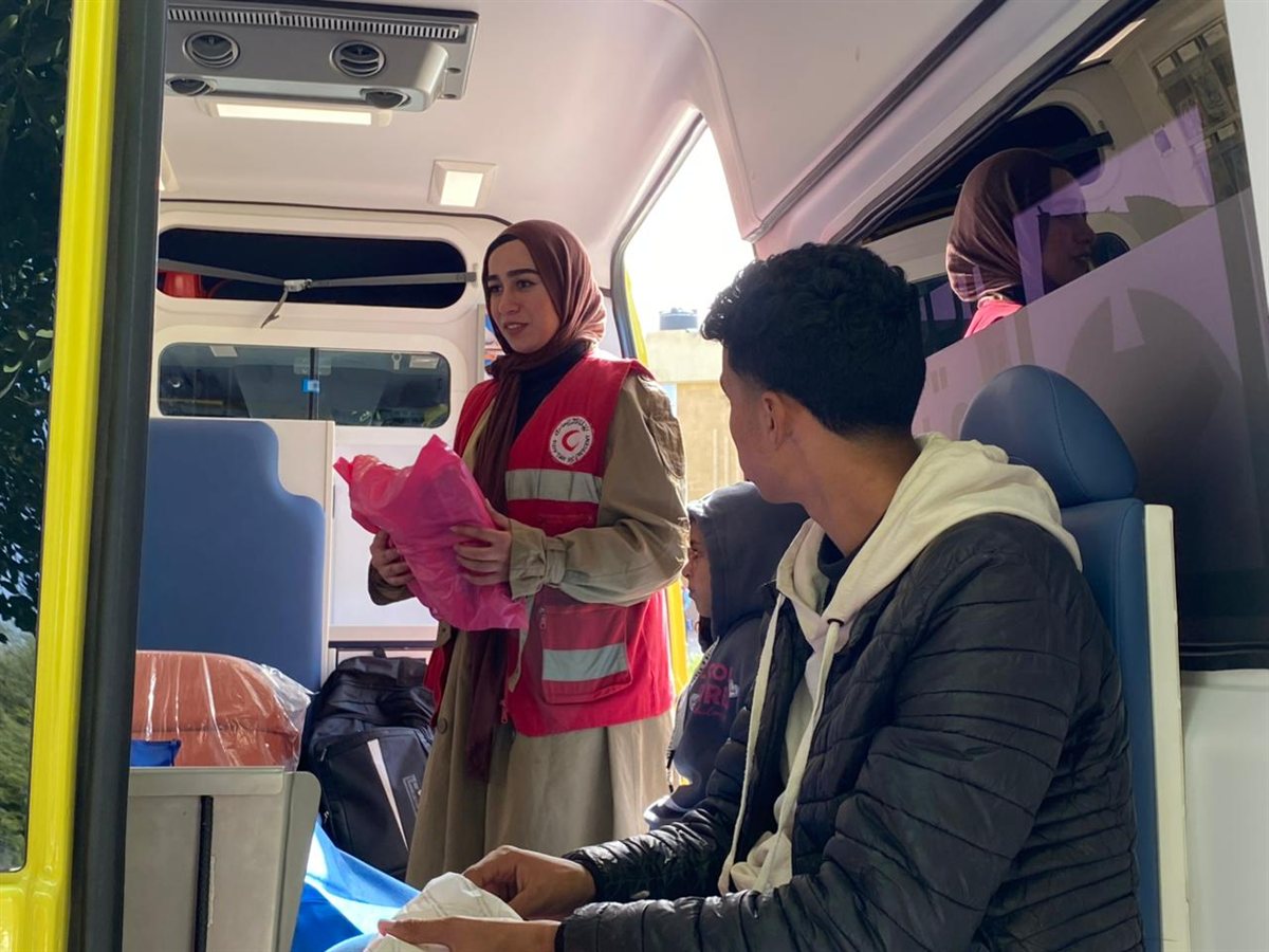 الهلال الأحمر&nbsp;