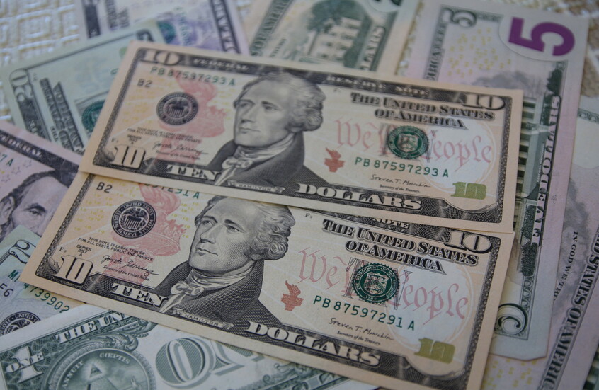 سعر الدولار