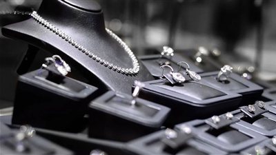 ارتفاع أسعار الفضة في مصر والبورصات العالمية وسط قلق المستثمرين