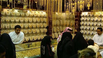استقرار يسيطر على السوق وسط ترقب عالمي.. أسعار الذهب اليوم بالسعودية