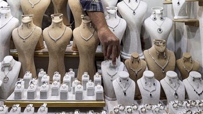 أسعار الفضة في السعودية تواصل الارتفاع اليوم الأحد 18 يناير 2026