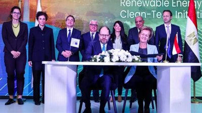 125 مليون يورو.. دفعة أوروبية جديدة لدعم الطاقة المتجددة في مصر