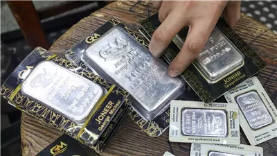 أسعار الفضة اليوم.. ثبات محلي وصعود ملحوظ في الأسواق العالمية