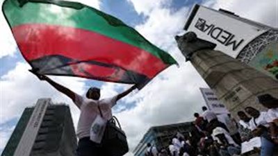 الغابون تعلّق الوصول إلى وسائل التواصل الاجتماعي وسط احتجاجات على غلاء المعيشة