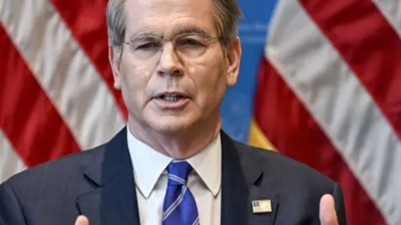  وزير الخزانة الأمريكي