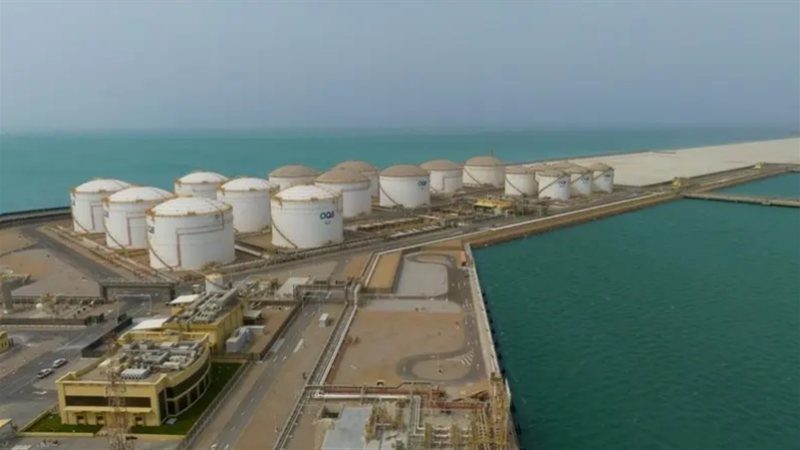 ميناء الدقم التجاري