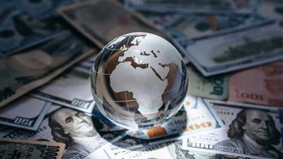 العالم تحت ضغط الحرب.. صدمة طاقة وتراجع الثقة يضربان الاقتصاد العالمي