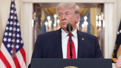 %50 .. ترامب يفرض رسوما جمركية على الدول الداعمة لإيران