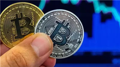 البيتكوين تتعافى فوق 71 ألف دولار بعد تصريحات ترامب بشأن إيران