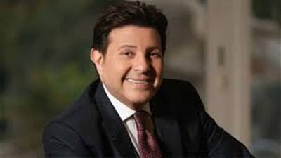موعد عودة جثمان الفنان هاني شاكر من باريس.. تفاصيل 