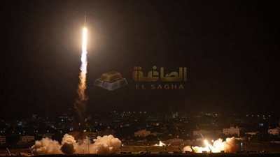 طهران تفرض “رسوم عبور” بملايين الدولارات في مضيق هرمز وسط تصعيد عسكري متجدد